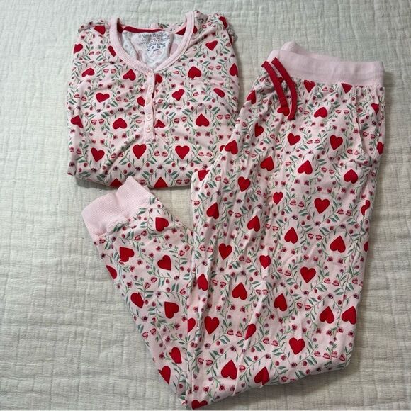 Vera Bradley Long-Sleeved Pajama Shirt in Imperial Hearts Pink Size Small & Med - Picture 1 of 9